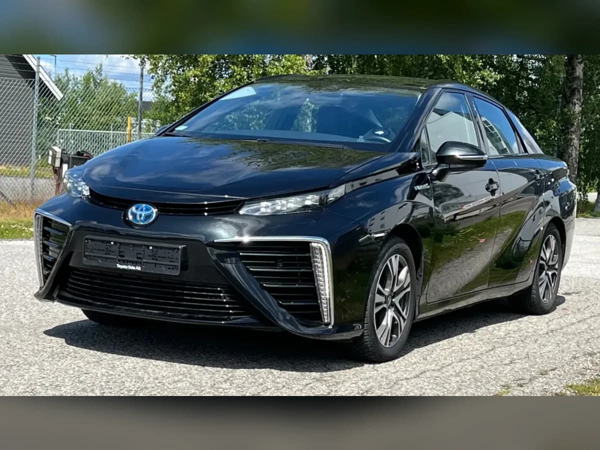 2018 Toyota Mirai - Hydrogen/Executive/Skinn/Navi/Ryggekam/Cruise, m.m...