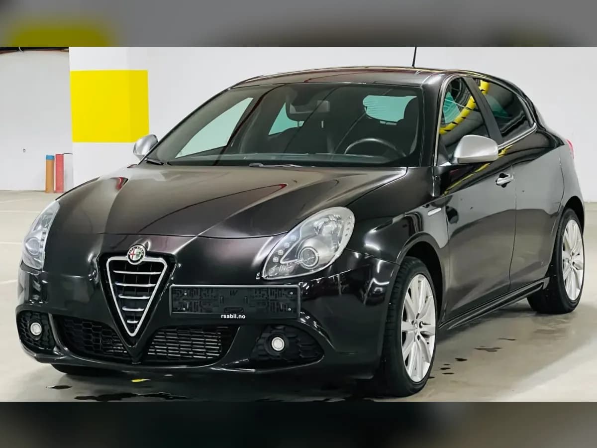 2012 Alfa Romeo Giulietta - 1,6 JTDM Skinn/Klima/Lav km-stand/Xenon/EU2028/Garanti