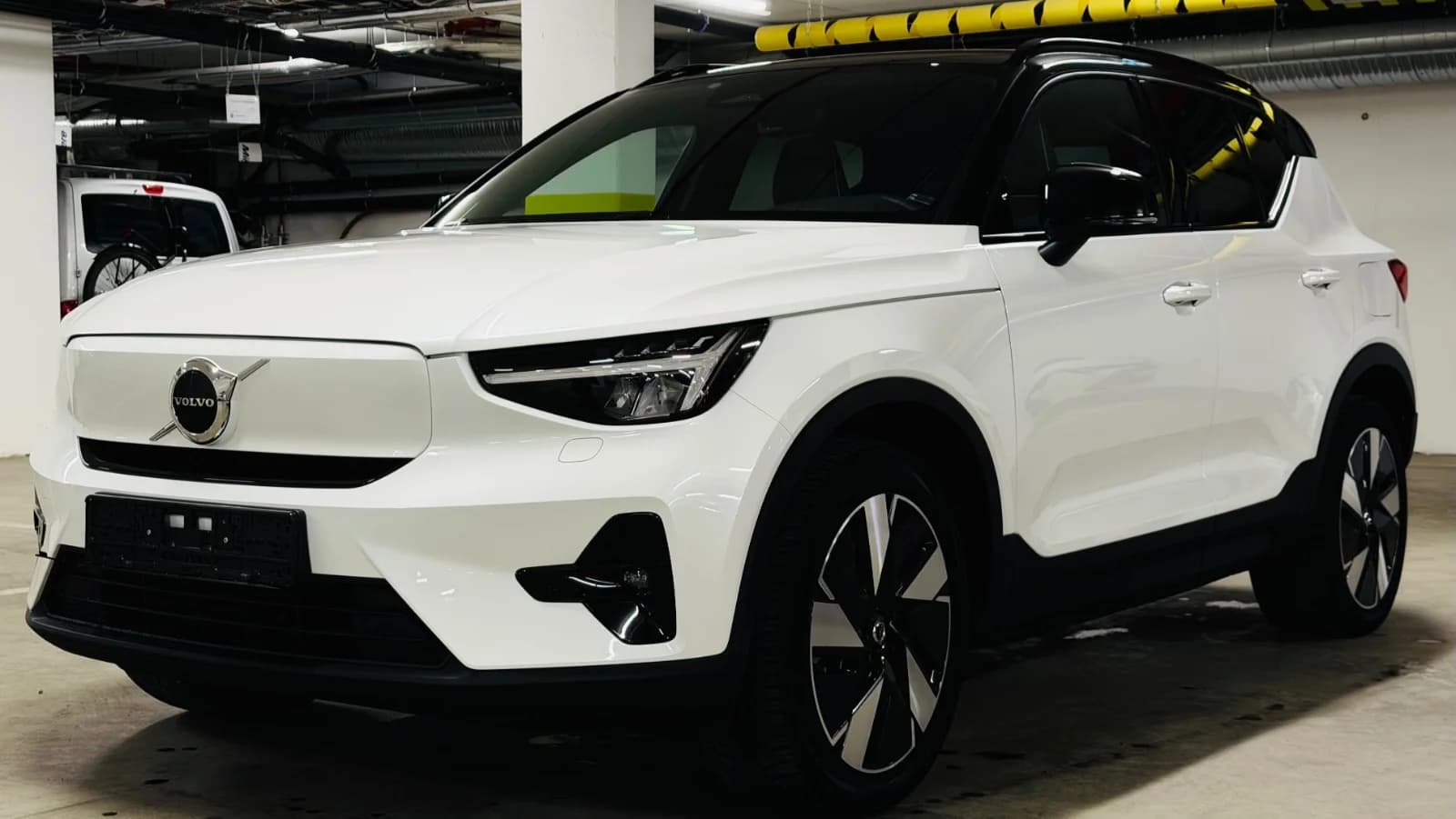 2024 Volvo XC 40 - Recharge Twin Plus/Rekkevidde 532km/AWD/Varmepumpe – bilde 1 av 27