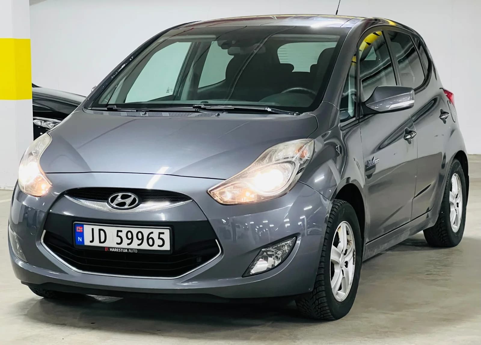 2011 Hyundai ix20 - 1,4 BlueDrive Navi/Dab+/AC/R-kam/H-feste,m.m… – bilde 1 av 32