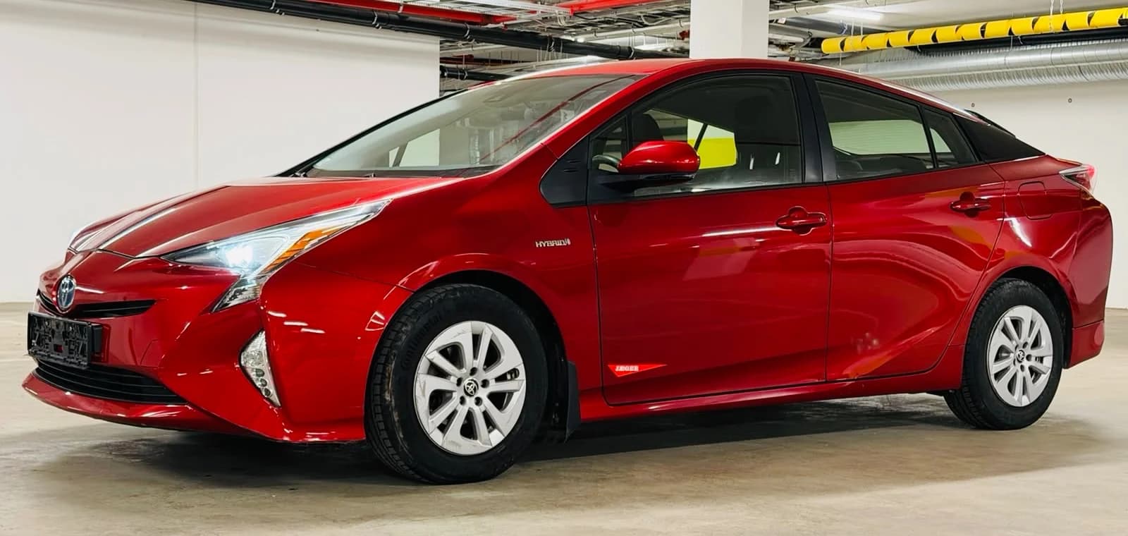 2017 Toyota Prius - 1,8 Hybrid/Navi/Cruise/H-feste/5-seter/JBL/R-kam/Led – bilde 1 av 38