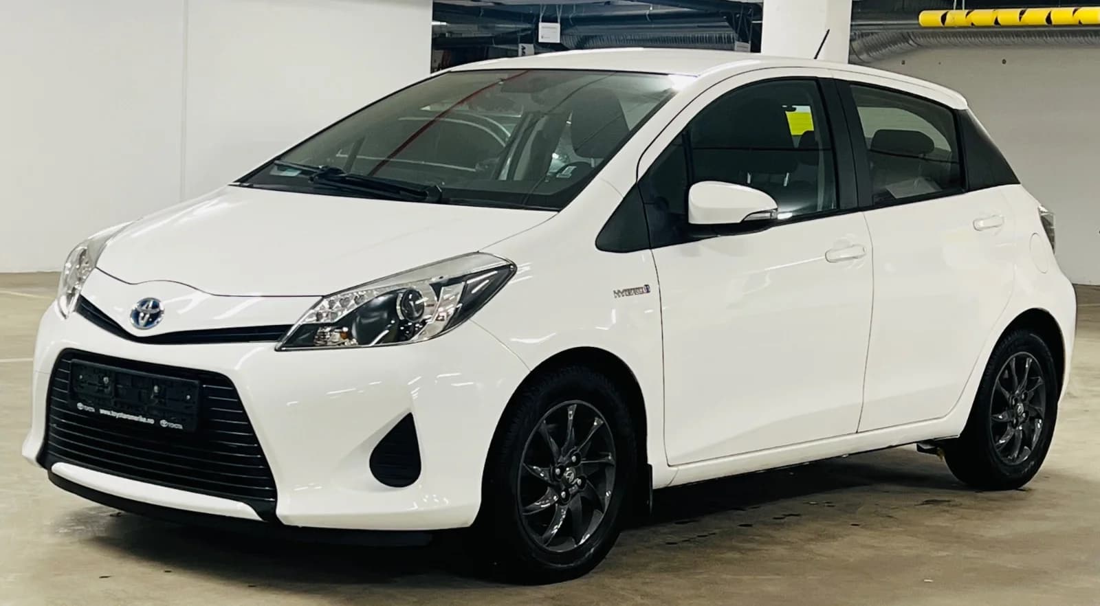 2014 Toyota Yaris - 1,5i Hybrid/Aut./Klima/R-kam/Garanti/Lav km – bilde 1 av 21