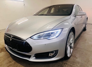 2015 Tesla Model S - 85D 4WD/7-seter/AutoPilot/Skinn/Takluke/Lav-km./Garanti